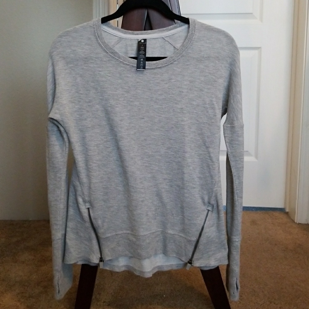 YOGALICIOUS long sleeve top